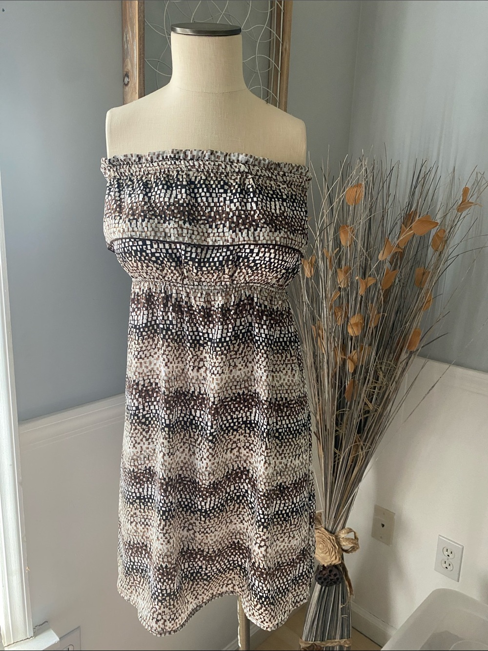 Velvet Torch Strapless Dress in black brown and white - Sz S - NWT